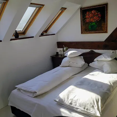 Kronhaus Casa de hóspedes 3*