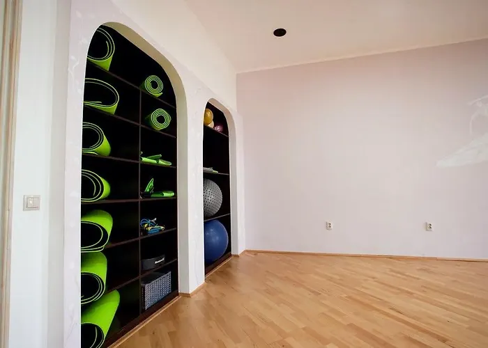 Kronhaus بيت ضيافة