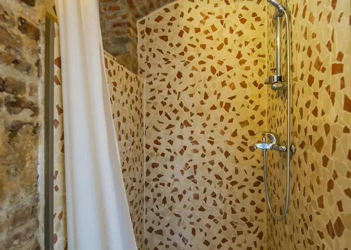 Kronhaus بيت ضيافة 3*