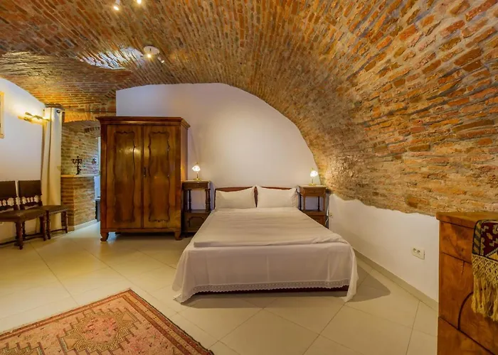 Kronhaus Guest house 3*